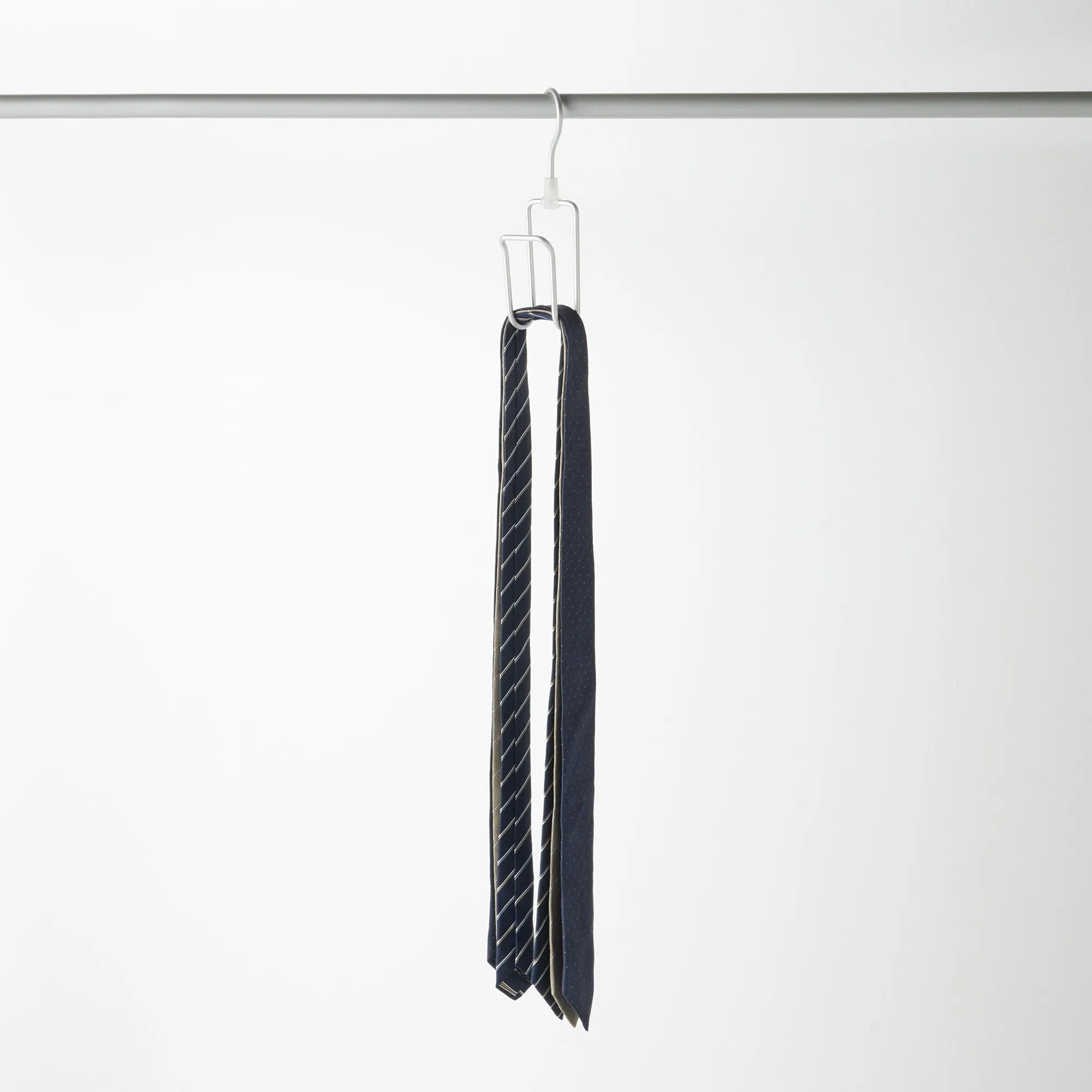 Aluminum Hanger for Tie and Scarf