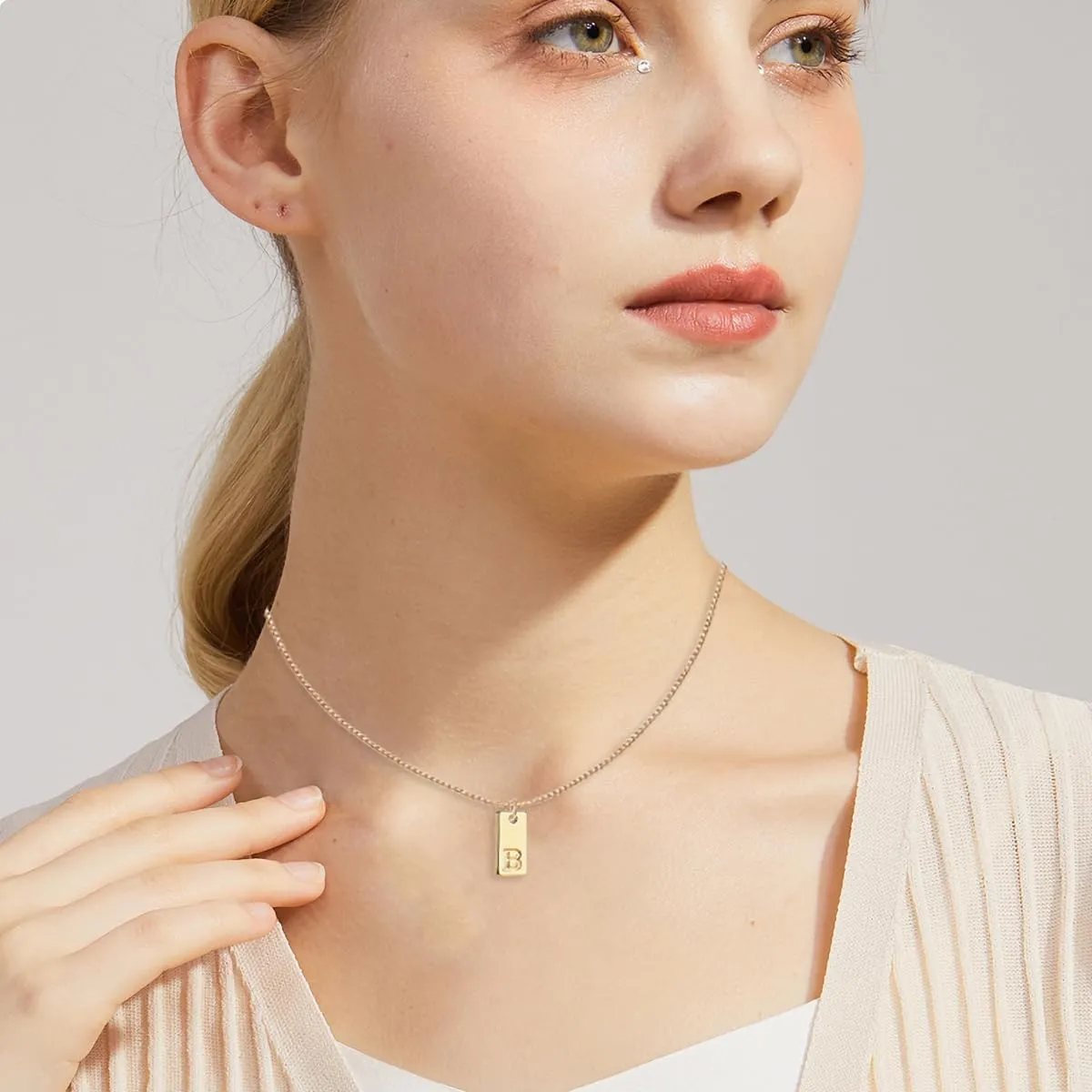 Dainty 14K Gold Initial Pendant Necklaces for Women Gold Plated Trendy Simple Personalized Letter Choker Necklaces Cute Name Necklaces Jewelry Gifts