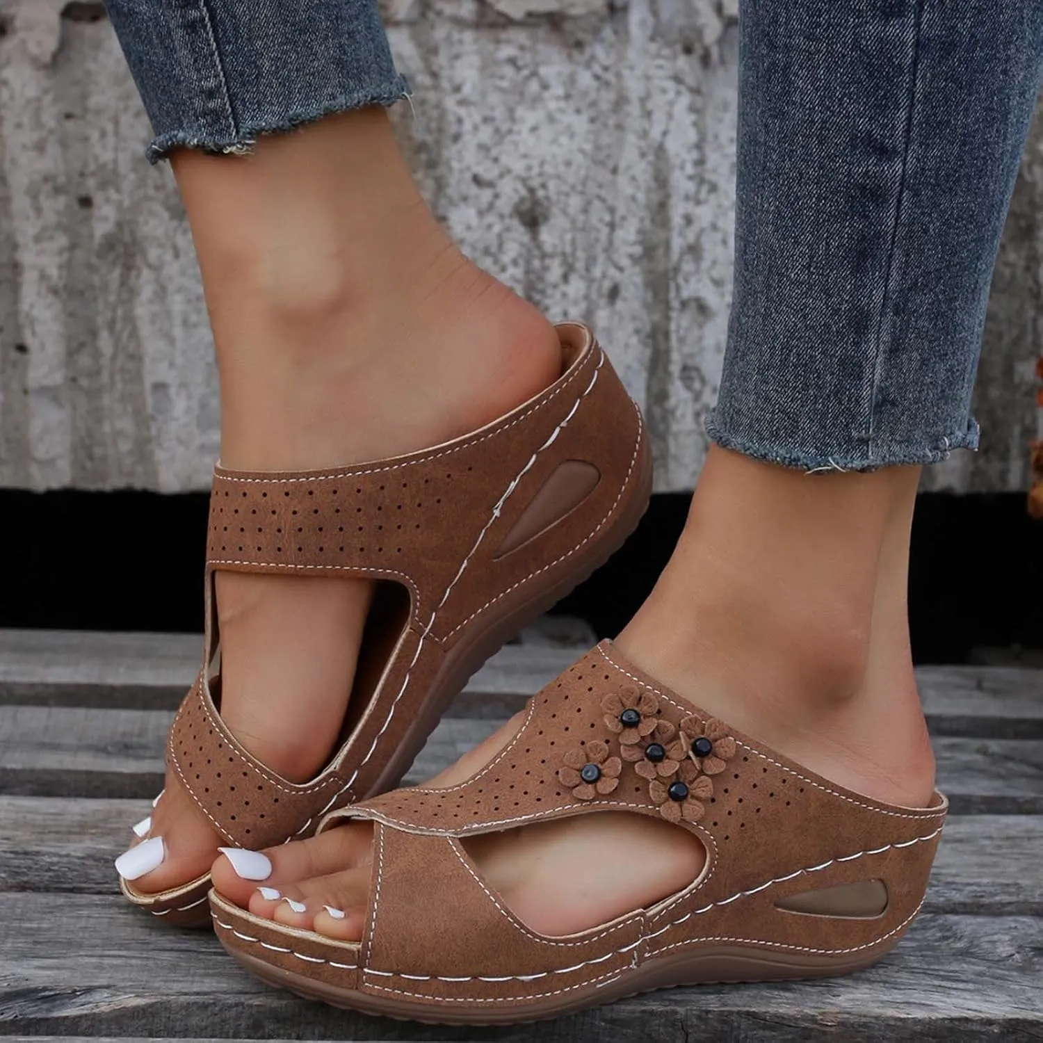 Eduavar Orthopedic Sandals for Women, Womens Sandals Casual Summer Low Wedge Sandals Breathable Open Toe Walking Sandals