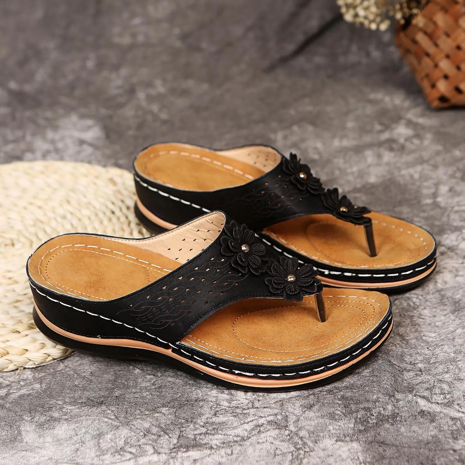 Eduavar Orthopedic Sandals for Women, Womens Sandals Comfortable Flip Flops Summer Beach Wedge Sandals with Arch Support