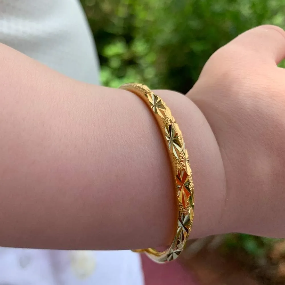 Ethlyn 2pcs/lot 18K Gold Plated Stars Kids Lucky Bangles &bracelets Birthday Christmas Gifts for baby boys and girls