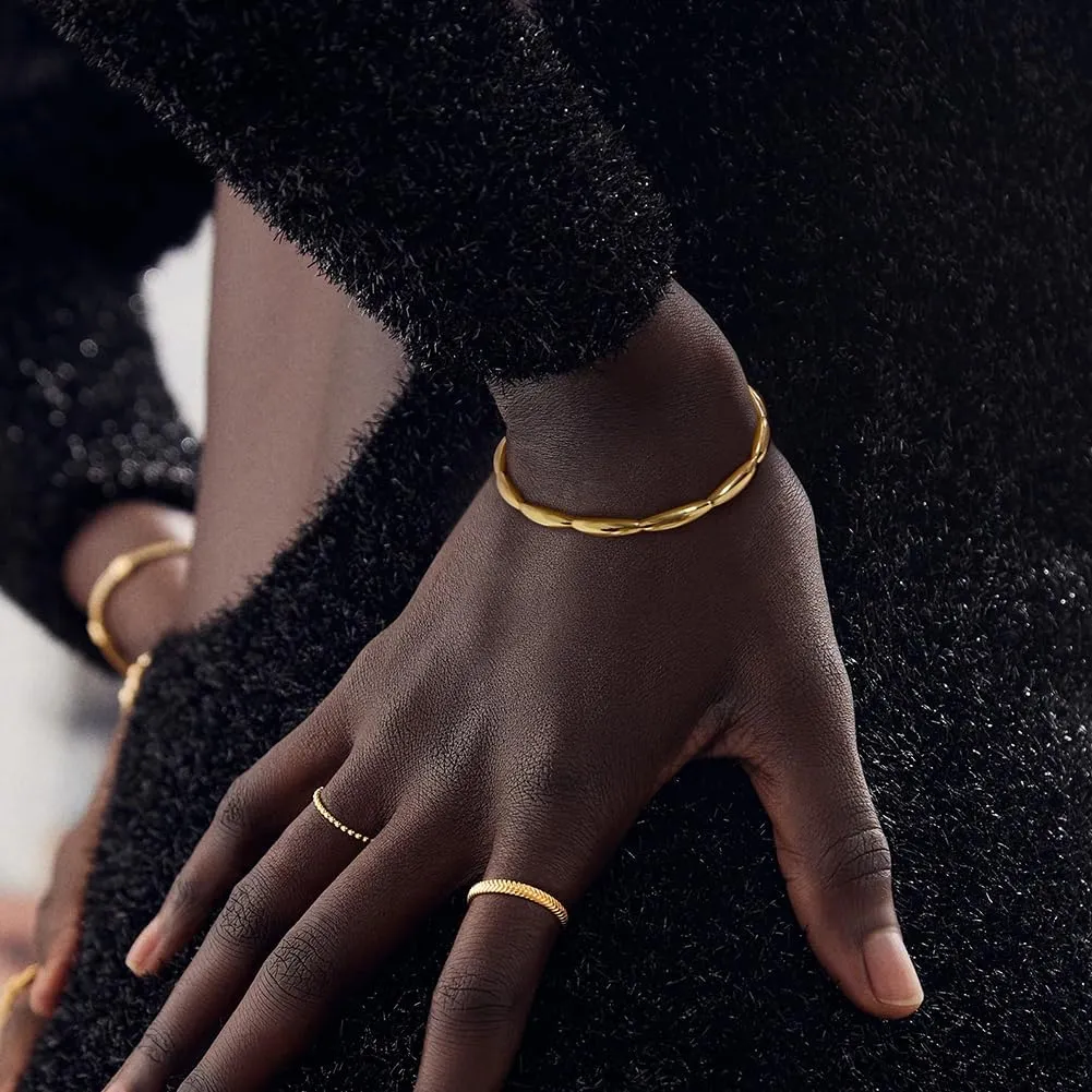 FAUTHENTITUE Dainty Gold Cuff Bracelet for Women Twisted Bangle Adjustable Boho Open Cuff Bracelet Fashion Jewelry