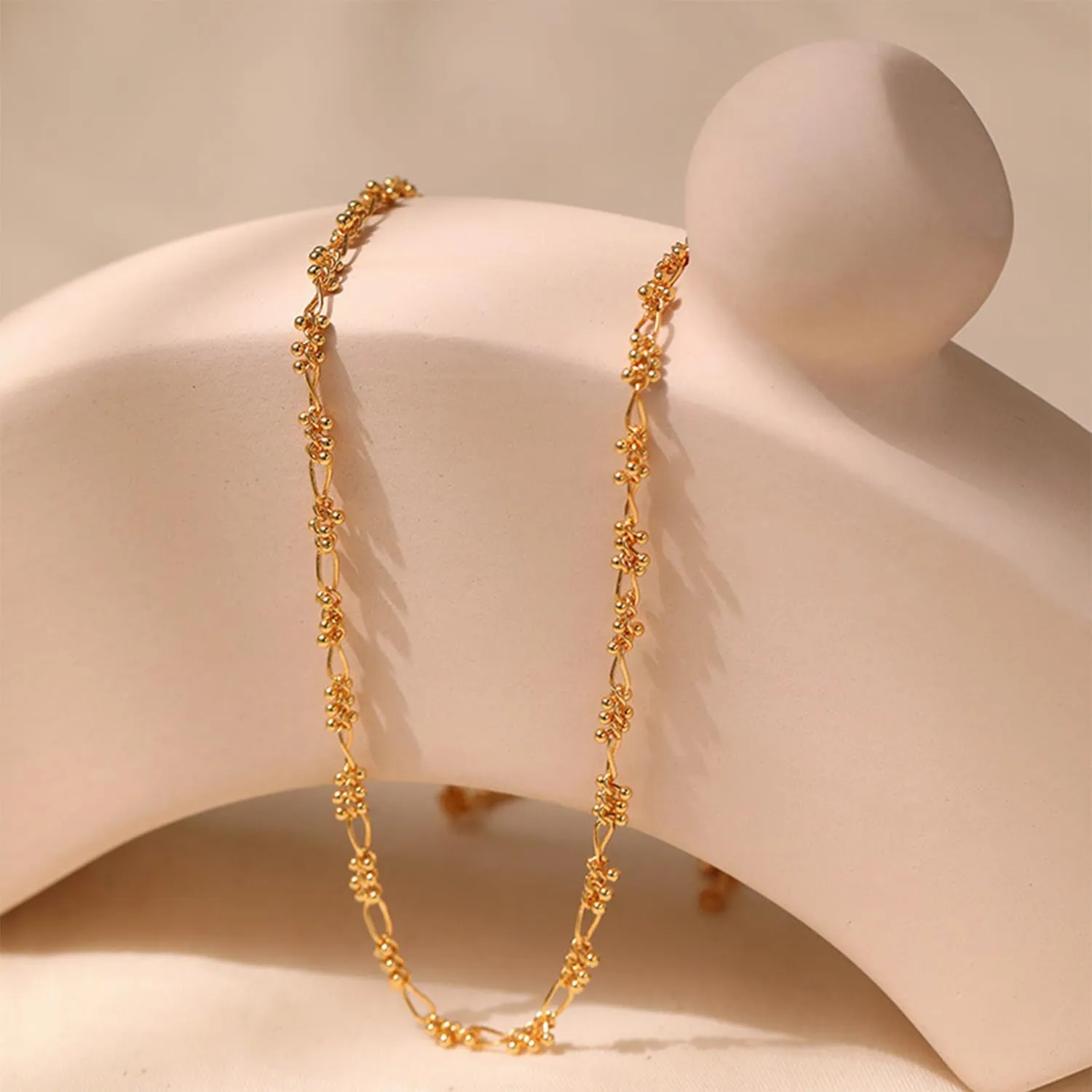 Gold Heart Pendant Love Necklaces Gold Coin Lockets Necklaces for Women Layered Necklaces for Women Trendy Puffy Heart Chain Necklace
