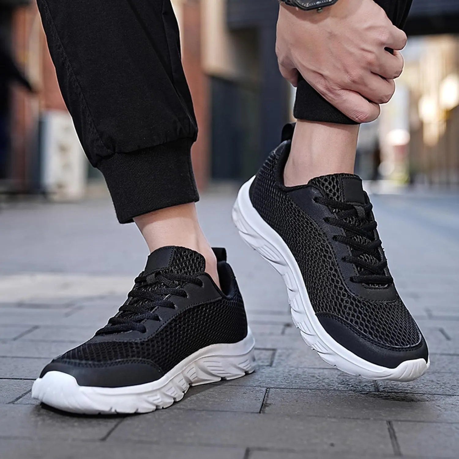 Mens Breathable Lace Up Running Shoes Comfortable Breathable Lightweight Tennis Shoe Non Slip Barefoot Sneaker