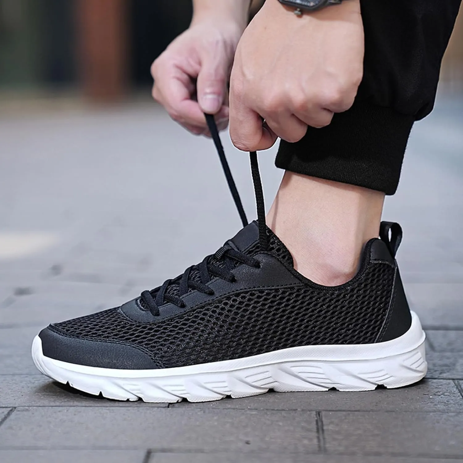 Mens Breathable Lace Up Running Shoes Comfortable Breathable Lightweight Tennis Shoe Non Slip Barefoot Sneaker