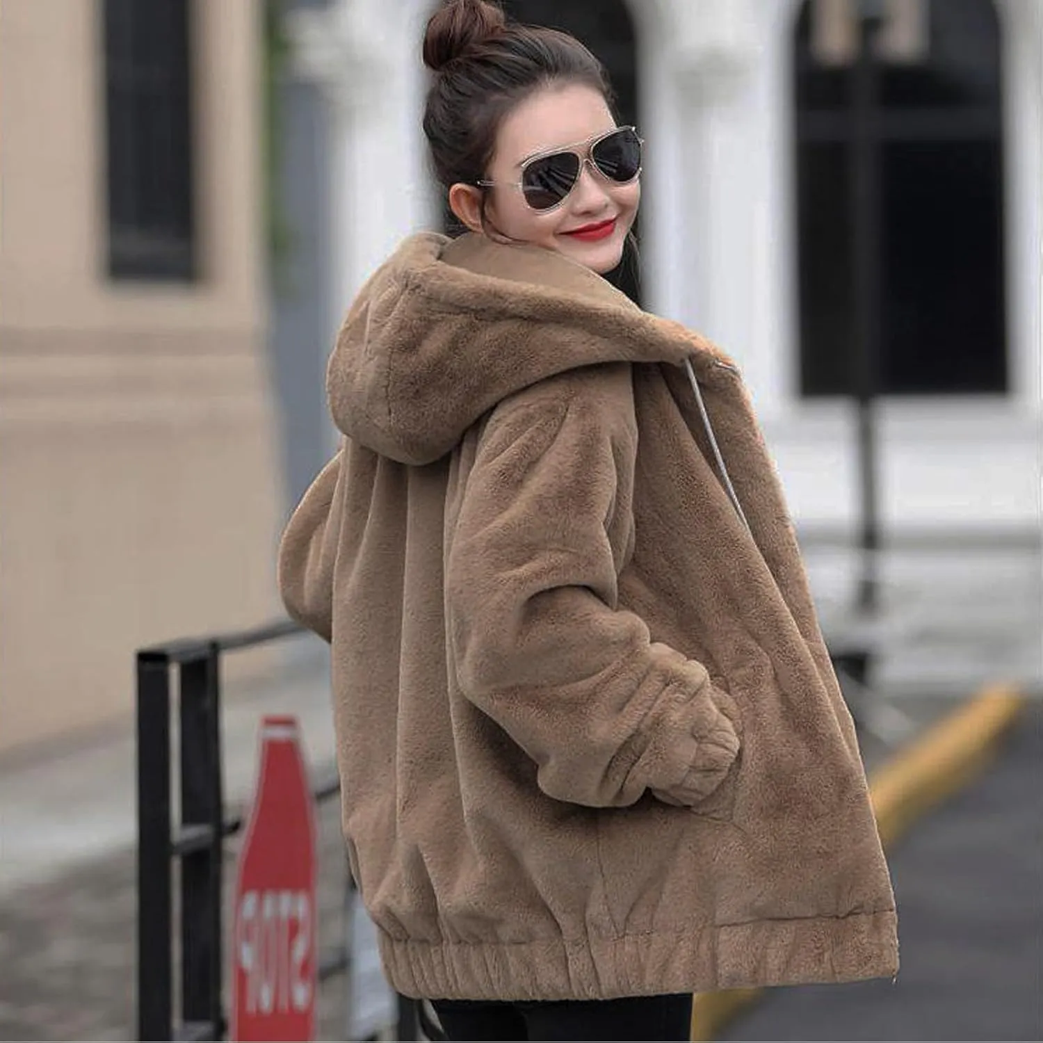 Plus Size Winter Coats for Women Warm Comfy Fuzzy Fleece Jacket Full Zip Plush Hooded Cardigan Outerwear with Pocket