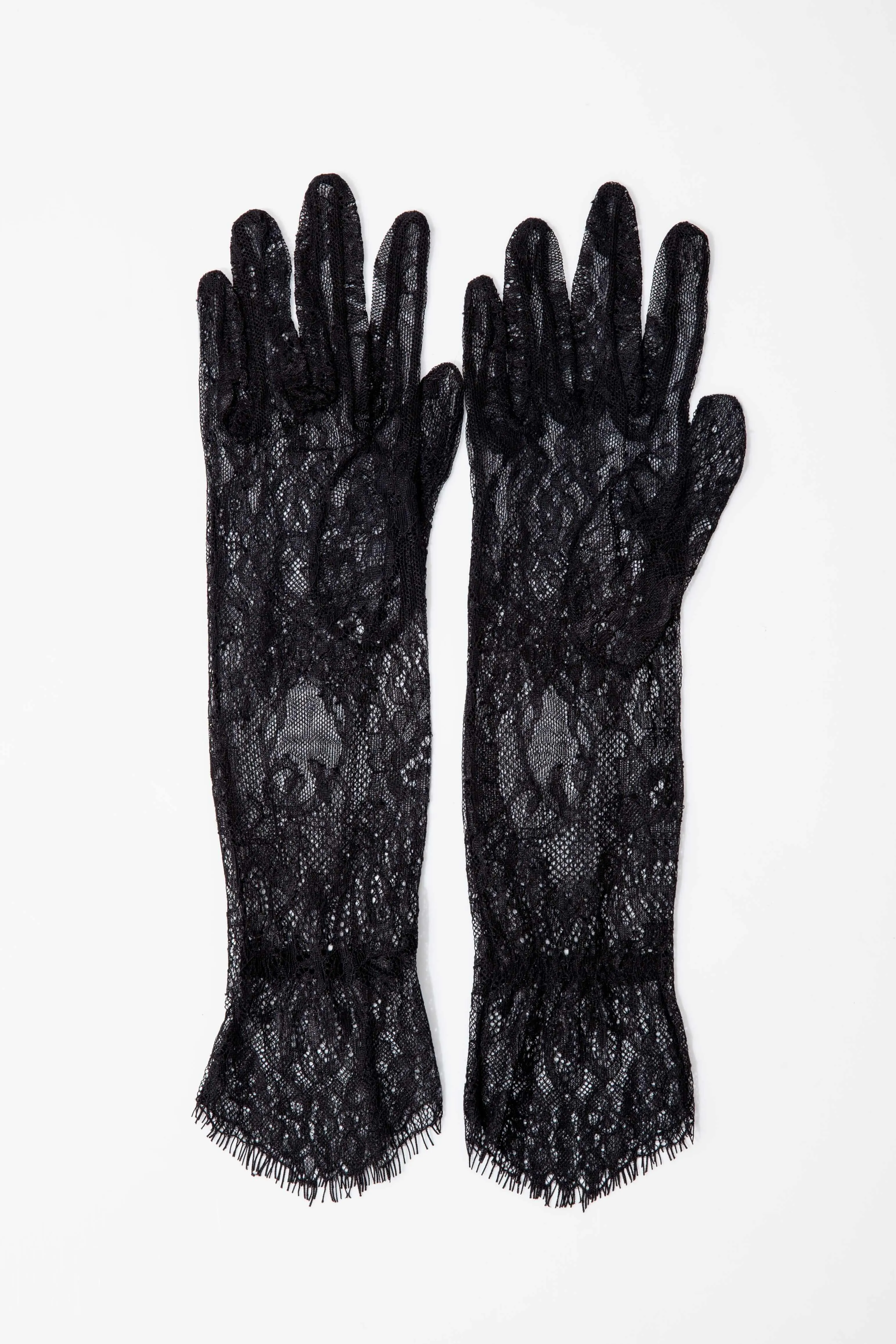 Rich Lace Gloves
