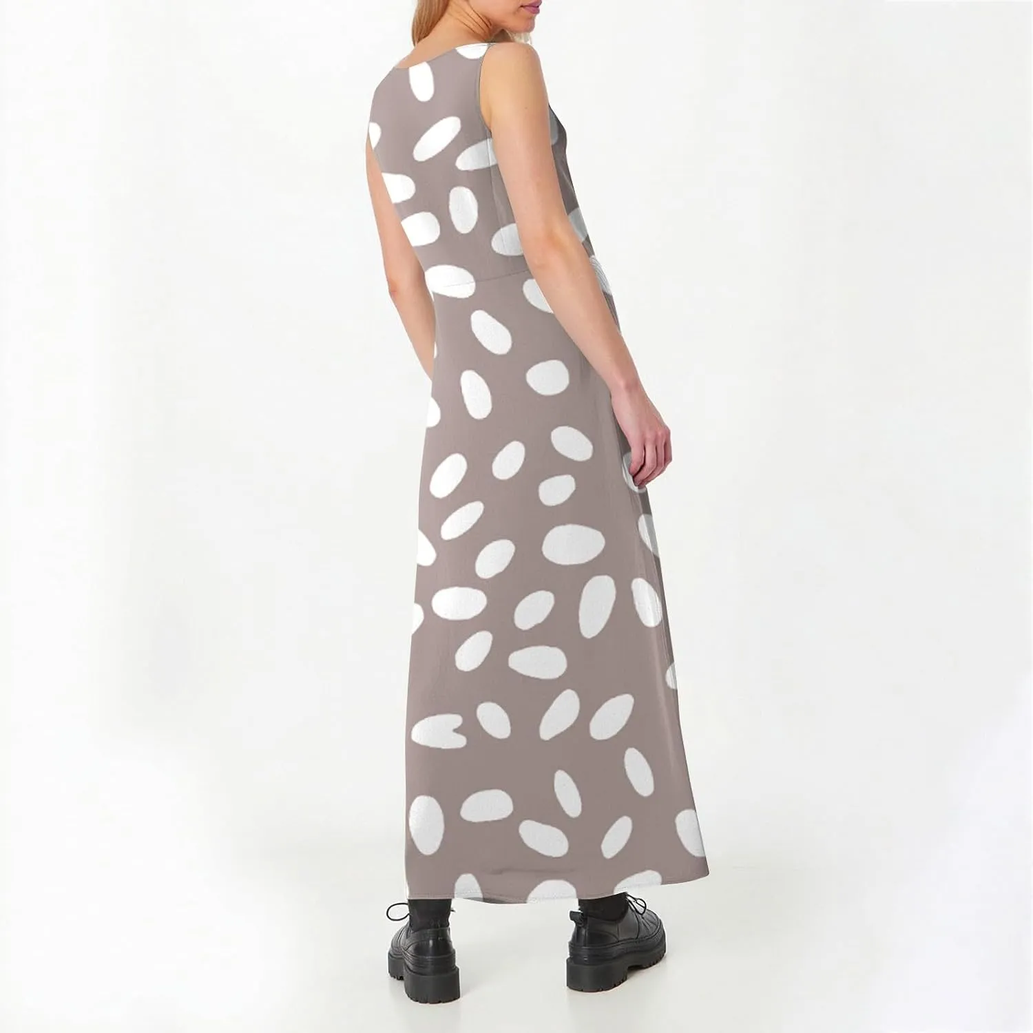 Summer Dresses for Women 2025 Casual Crew Neck Sleeveless Maxi Dress Loose Flowy Floral Beach Sundress with Pockets