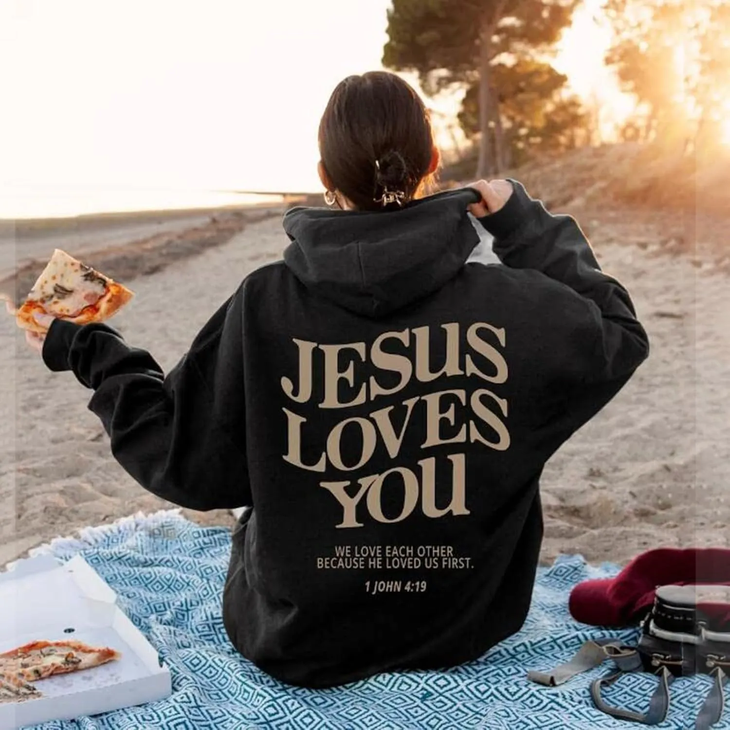 Women's Letter Print Graphic Hoodie Trendy Cute Oversized Long Sleeve Sweatshirt Y2K Drawstring Casual Pullover Top
