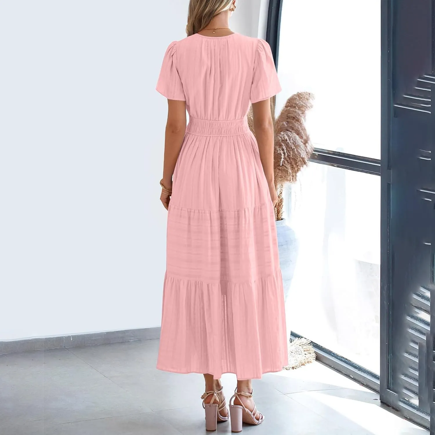 Womens Summer 2025 Casual Midi Dresses Lightweight Short Sleeve V Neck Elastic Waist Boho Beach Dress with Pockets